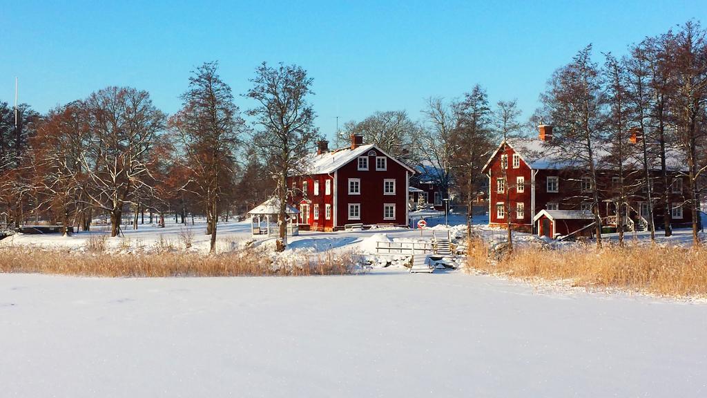 Hotell Groenfeltsgarden Карлскога Екстериор снимка