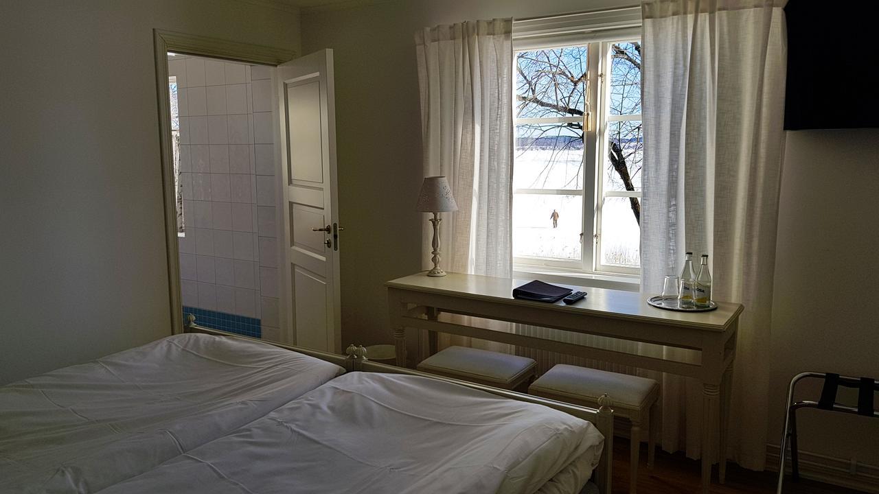 Hotell Groenfeltsgarden Карлскога Екстериор снимка